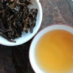 thé pu'er fermenté à Taiwan, vieux thé 20 ans