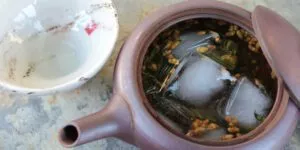 genmaicha avec glaçon en kyusu