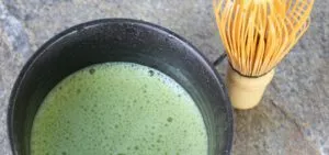 Ustensiles pour la préparation du thé matcha