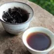 Infusion en gaiwan du Da Ye Menghai 2002 pu erh shu